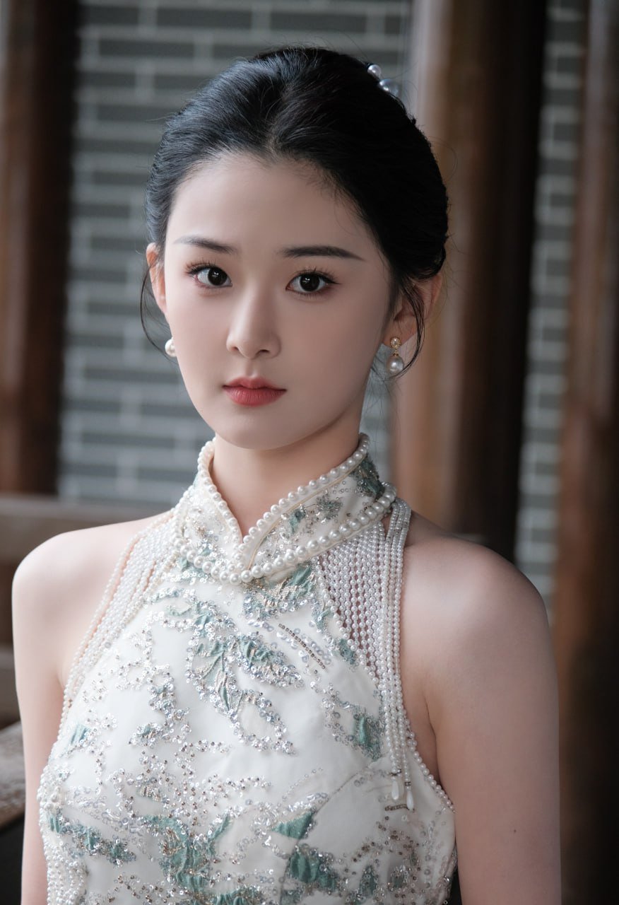 在包养关系中如何自我觉察与成长：生活化心理策略指南