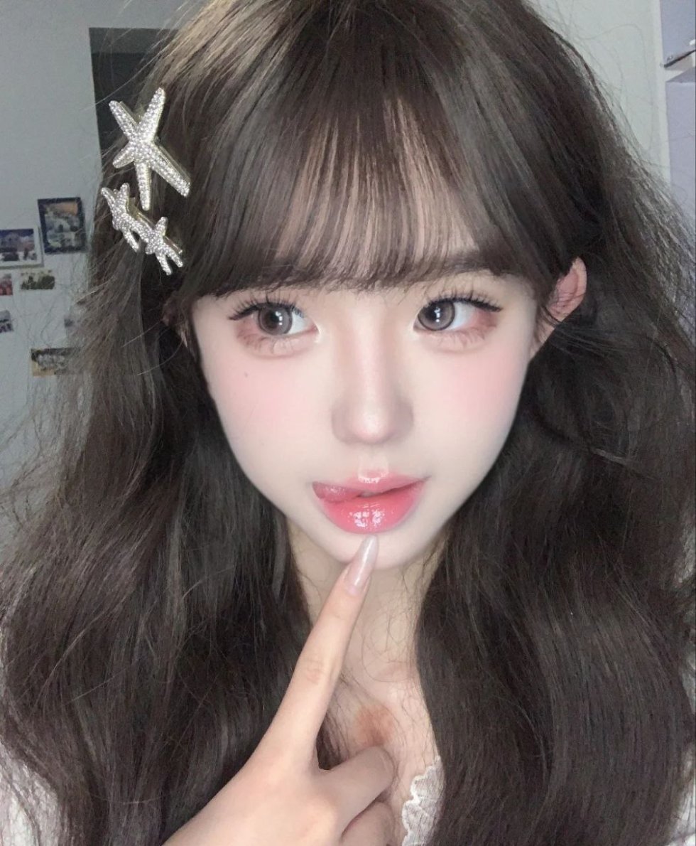 揭秘包养背后的故事与现实：从南宁包养网到个人经历的深度剖析