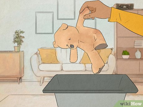 To break a soul tie, make sure nothing remains of your ex in your home.