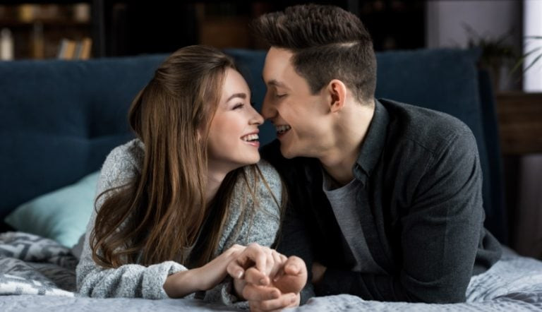 如何为你的女人挑选完美内衣，轻松应对实体店购物